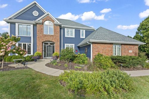 628 Sedge Meadow Court, Summit, WI, 53066 | Card Image