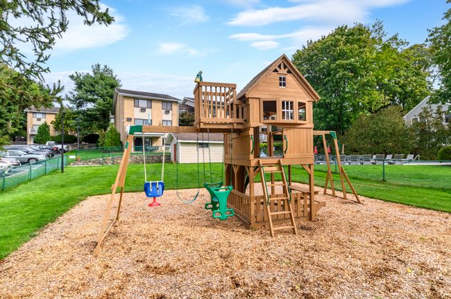 APT-39 - 180 Glenbrook Rd, Condo with 2 bedrooms, 2 bathrooms and 1 parking in Stamford CT | Image 18