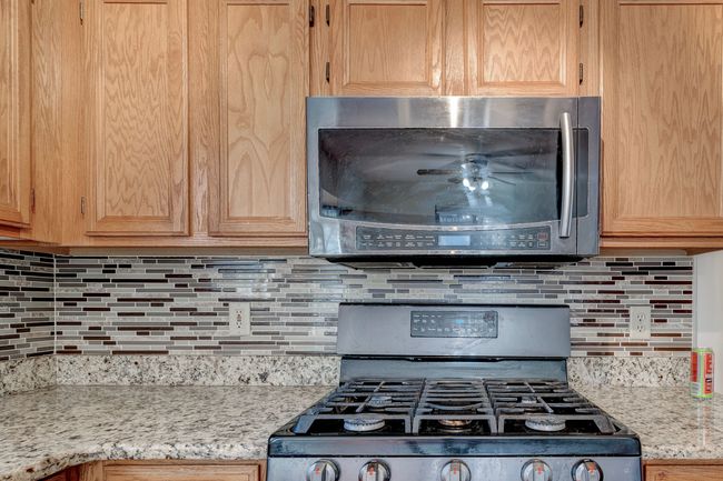 2172 Hartshorn Ave, House other with 3 bedrooms, 3 bathrooms and null parking in Troy MI | Image 16