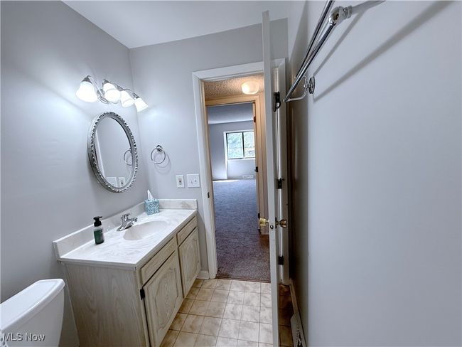 953 Hampton Ridge Dr, Condo with 2 bedrooms, 2 bathrooms and null parking in Akron OH | Image 30