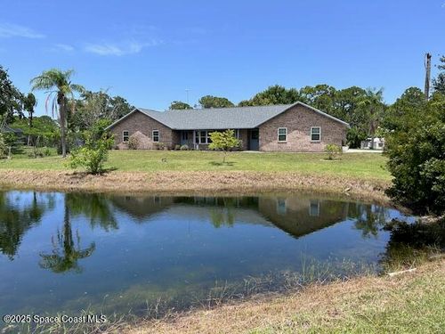 6147 Brabrook Ave, Grant, FL, 32949-2136 | Card Image