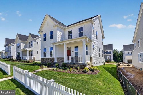 17051 Gathering St, BOYDS, MD, 20841 | Card Image