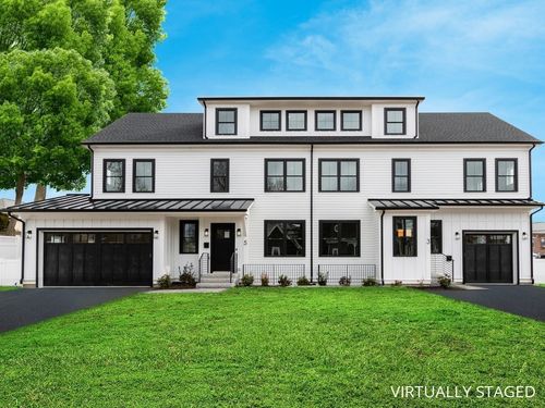3-3 Potter St, Newton, MA, 02458-4000 | Card Image