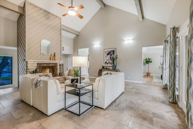 7306 Fireoak Dr, House other with 3 bedrooms, 2 bathrooms and 4 parking in Austin TX | Image 9