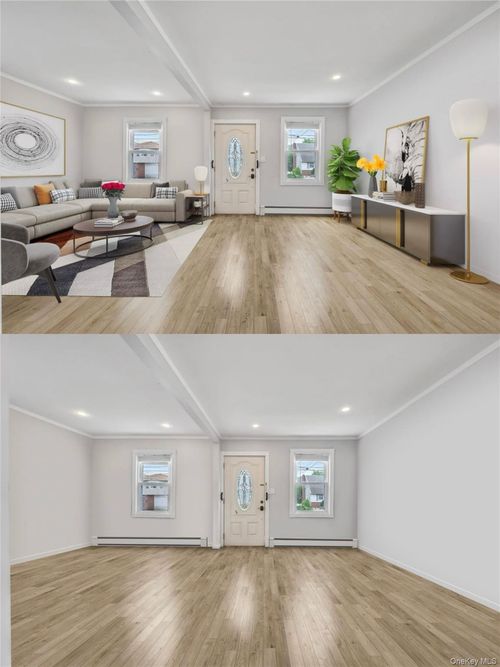 2466 8th St, East Meadow, NY, 11554-3133 | Card Image