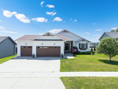 893 Towne Dr Ne, Byron, MN, 55920-3003 | Card Image