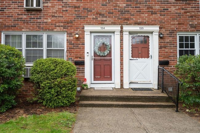 134 - 540 Granby Rd, Condo with 2 bedrooms, 2 bathrooms and 1 parking in South Hadley MA | Image 17