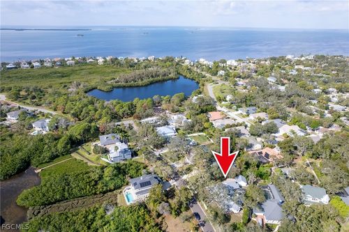 335 Sanctuary Dr, CRYSTAL BEACH, FL, 34681 | Card Image