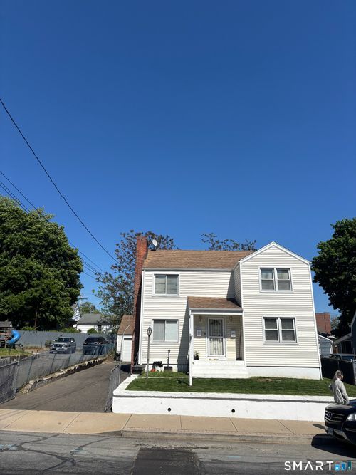 1234-1232-1234 Reservoir Ave, Bridgeport, CT, 06606-2924 | Card Image