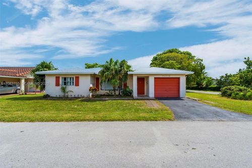 7108 Nw 76th Ct, Tamarac, FL, 33321-5166 | Card Image