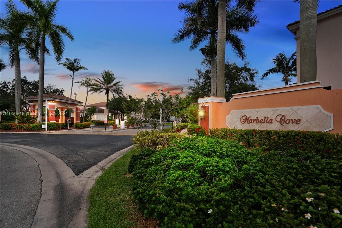42nd Cir, Homestead, FL 33033
