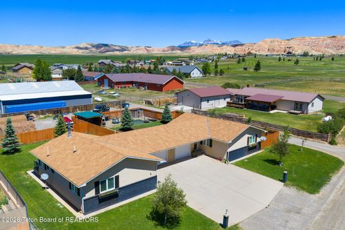 100 & 102 Taylor Creek Rd, Dubois, WY, 82513-5160 | Card Image
