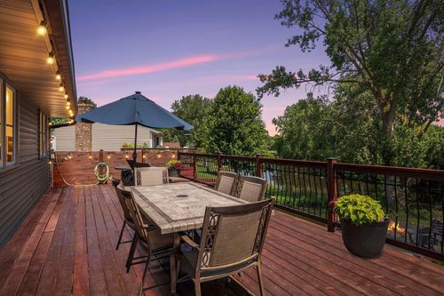 549 Vicki Ln, Shoreview, MN, 55126-4776 | Card Image