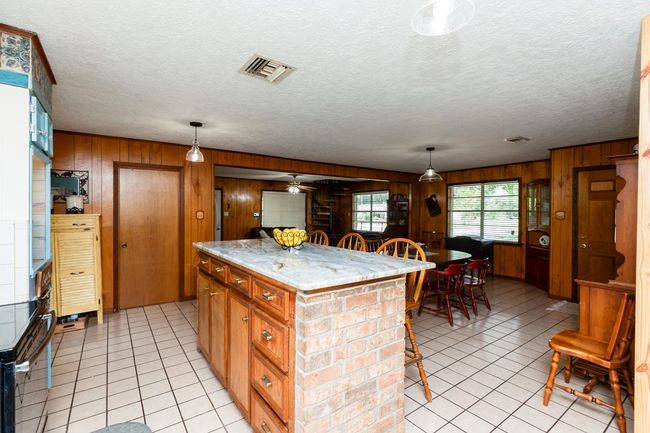 2610 Isbell Ln, House other with 4 bedrooms, 2 bathrooms and null parking in Silsbee TX | Image 11