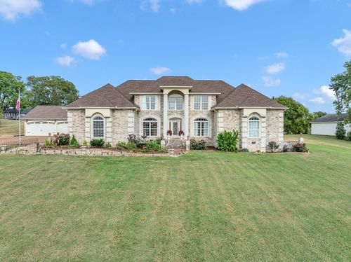 1011 Robertson Rd, Gallatin, TN, 37066-4824 | Card Image