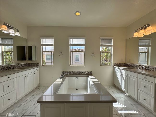 135 Willowbend, House other with 4 bedrooms, 3 bathrooms and 2 parking in Irvine CA | Image 19