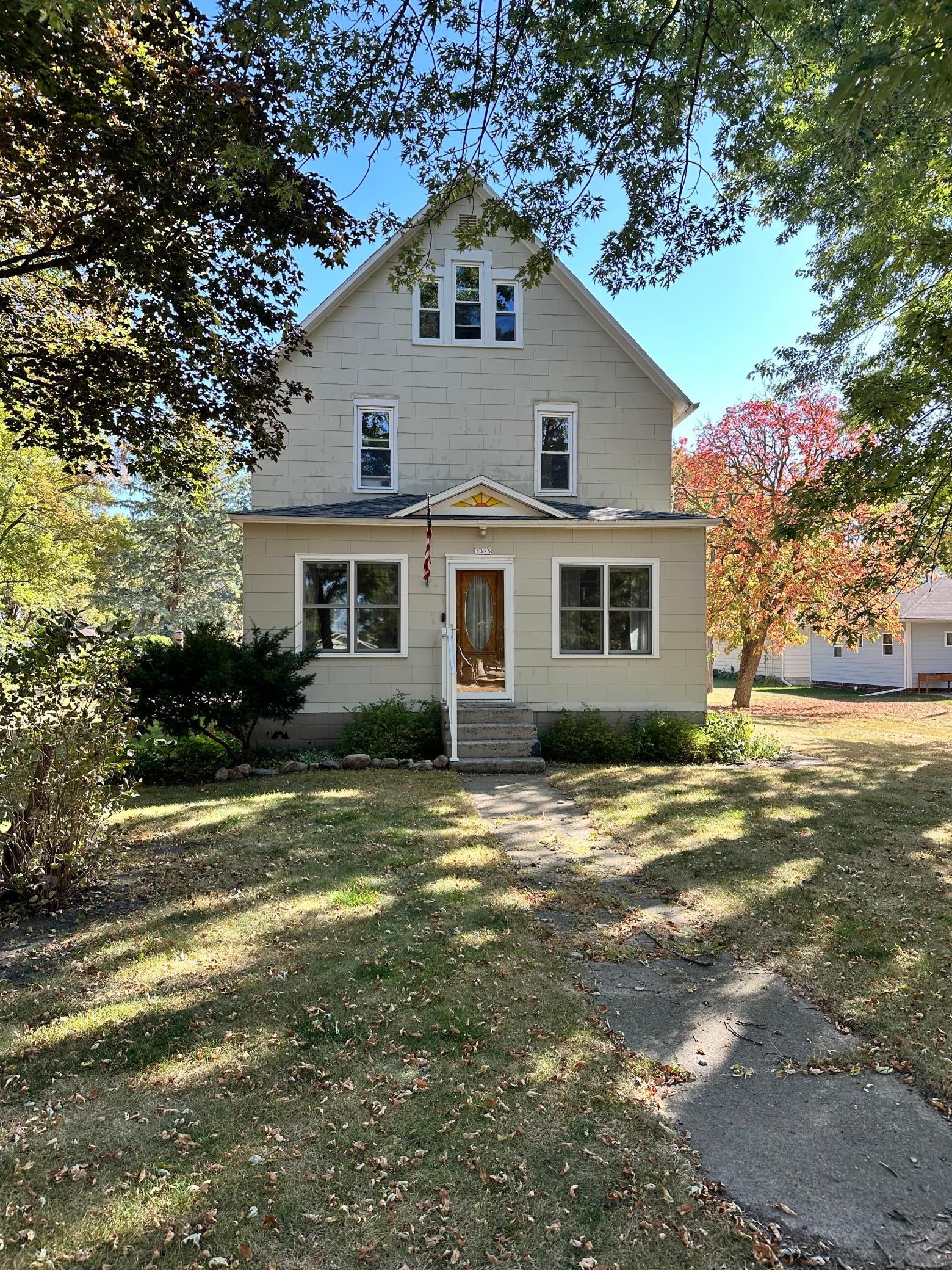 Maple Ave, Slayton, MN 56172