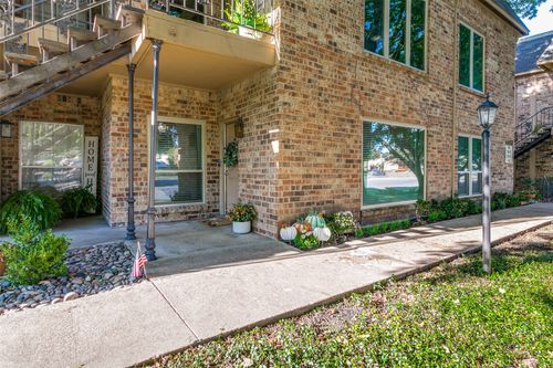 104s-4413 Bellaire Dr S, Fort Worth, TX, 76109-5107 | Card Image