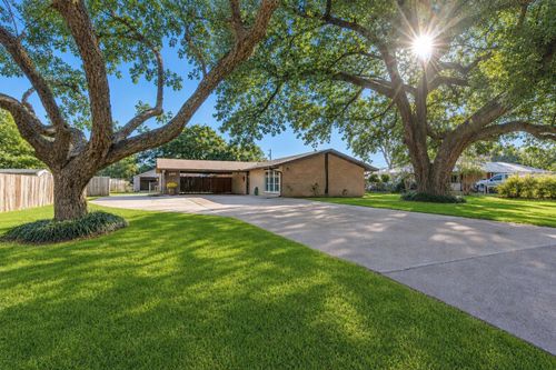 505 Laurel Ln, Hallsville, TX, 75650-6113 | Card Image