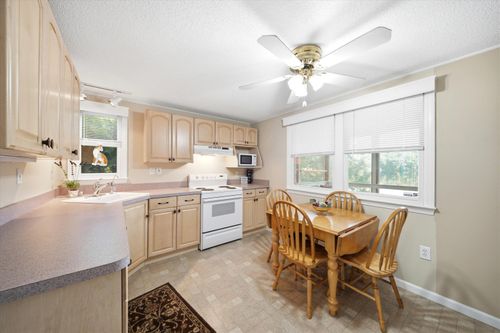 54 Emerald Dr, Hillsborough, NH, 03244-5022 | Card Image