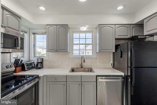 10429 Brighton Rd, House other with 3 bedrooms, 3 bathrooms and null parking in OCEAN CITY MD | Image 19