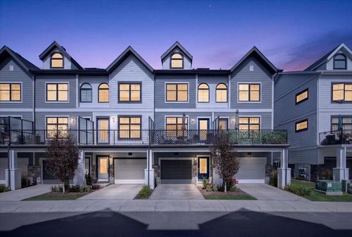 213 Les Jardins Pk Se, Calgary, AB, T2C5V3 | Card Image