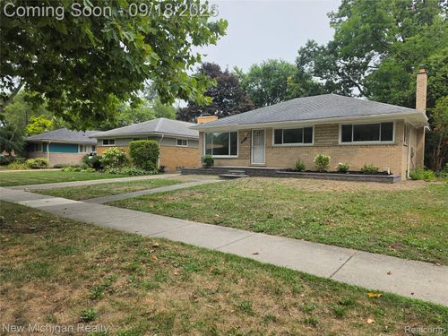 24010 Rensselaer St, Oak Park, MI, 48237-2155 | Card Image