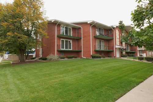 101-9605 S Komensky Avenue, Oak Lawn, IL, 60453 | Card Image