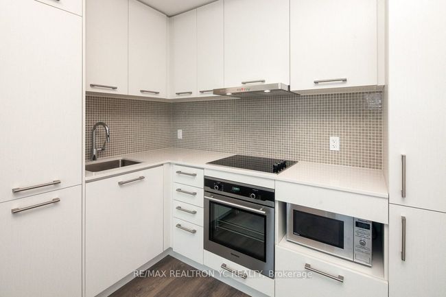 4108 - 87 Peter St, Condo with 1 bedrooms, 1 bathrooms and null parking in Toronto ON | Image 5