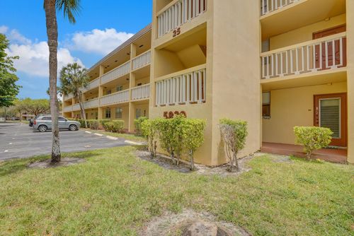 apt-310-5830 Nw 64th Ave, Tamarac, FL, 33319-2284 | Card Image