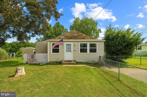 464 S Andrews Ave, Glenolden, PA, 19036-1704 | Card Image