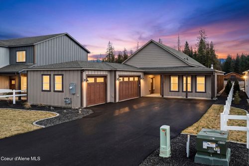 147 Backtrack, Sandpoint, ID, 83864 | Card Image