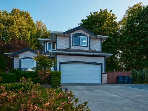 17802 100a Ave, Surrey, BC, V4N5C8 | Card Image