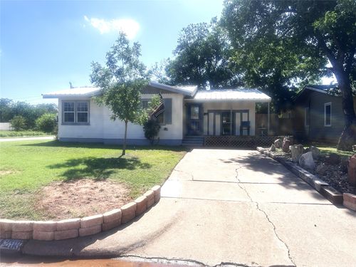 1298 S La Salle Dr, Abilene, TX, 79605-3614 | Card Image