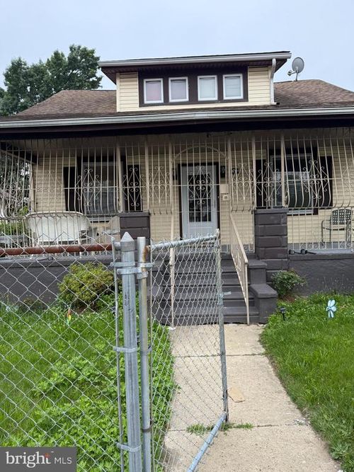 467 N 32nd St, Camden, NJ, 08105-1538 | Card Image