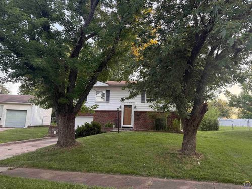 3643 Se Ohio Ave, Topeka, KS, 66605-2772 | Card Image