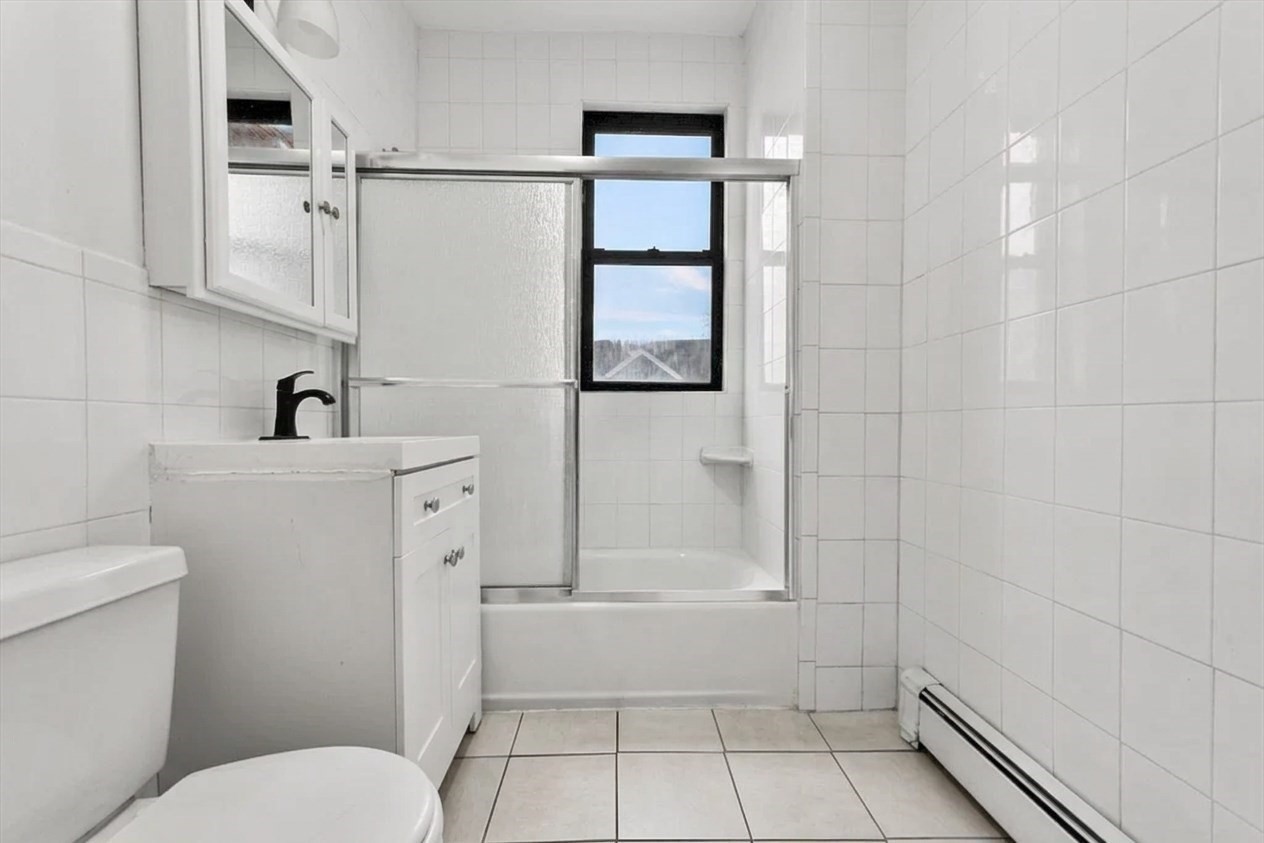 Residential Lease in Boston 5