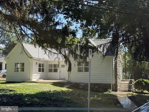5426 Mckinley St, BETHESDA, MD, 20817-3764 | Card Image