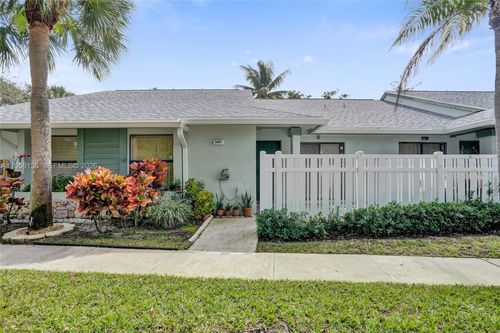 29127-3897 Carambola Cir N, Coconut Creek, FL, 33066-2447 | Card Image