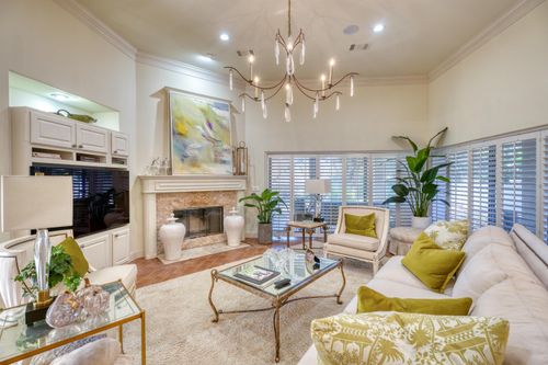 104 Mason Ct, Horseshoe Bay, TX, 78657-5963 | Card Image