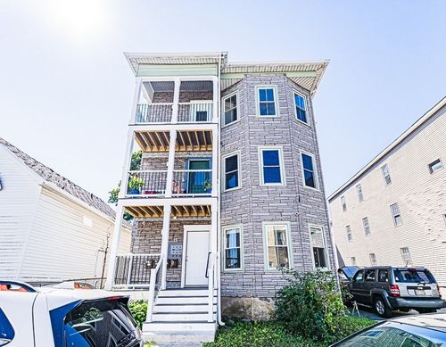 15 Sigel St, Worcester, MA, 01610-1888 | Card Image