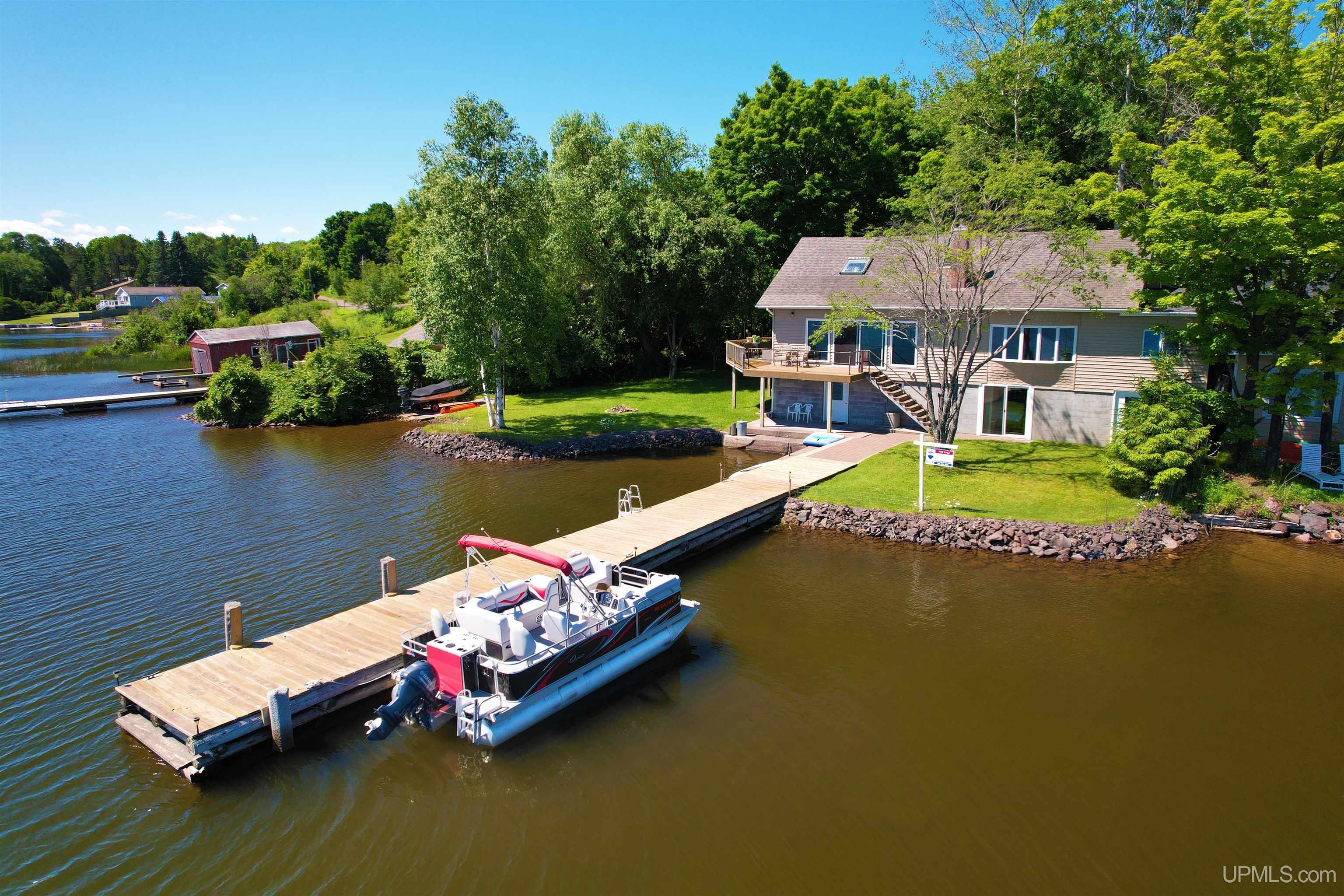 Canal Rd, Houghton, MI 49931