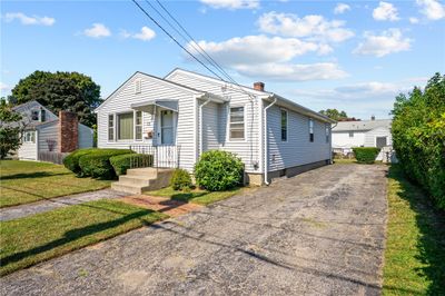 71 Hunter Avenue, House other with 3 bedrooms, 1 bathrooms and 3 parking in Johnston RI | Image 2