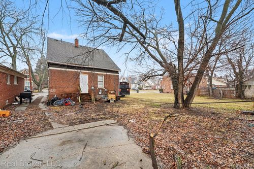 14848 Lesure St, Detroit, MI, 48227-3245 | Card Image