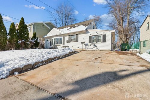 41 Pinetree Dr, Parlin, NJ, 08859-1155 | Card Image