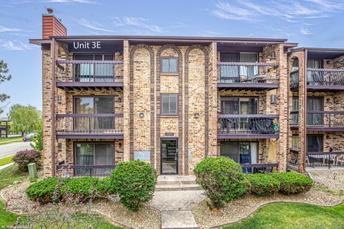 3e-15834 Orlan Brook Dr, Orland Park, IL, 60462-5845 | Card Image