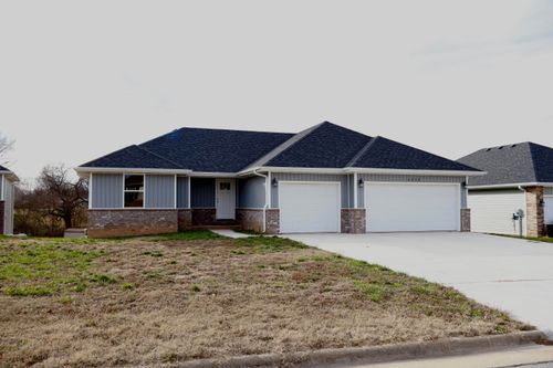 4353 N Toby Ave, Springfield, MO, 65803-4585 | Card Image