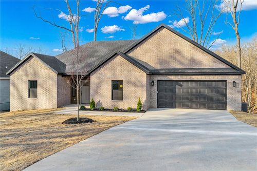 4 Bridlington Dr, Bella Vista, AR, 72714-2500 | Card Image