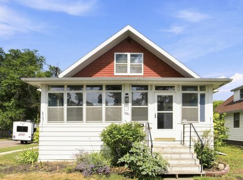 1021 9th Avenue N, Fargo, ND, 58102 | Card Image