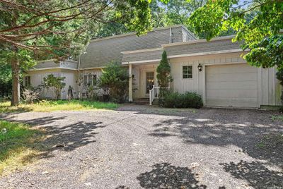 7 Harvest Lane, House other with 4 bedrooms, 3 bathrooms and null parking in East Hampton NY | Image 3